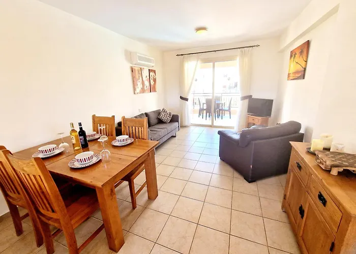 Apartmán First Floor Overlooking Pool Paphos