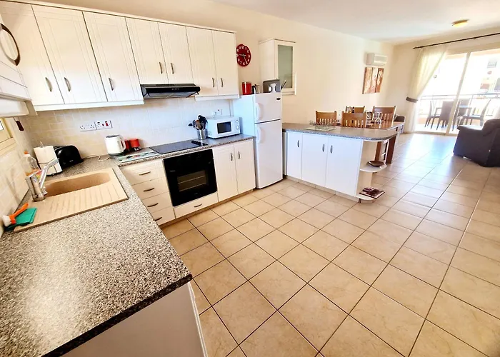 Apartmán First Floor Overlooking Pool