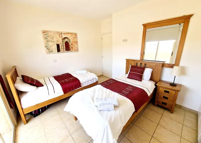 First Floor Overlooking Pool * Paphos